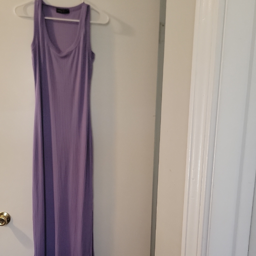 Chic Lavender Sleeveless Maxi Dress